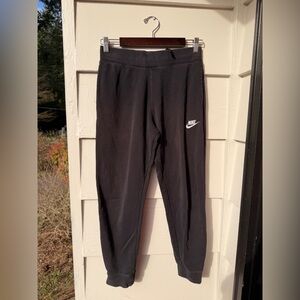 Everyday Casual Black Nike Leggings